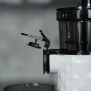 Соковыжималка шнековая Clever&Clean Twist Juicer Ice