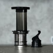 Соковыжималка шнековая Clever&Clean Twist Juicer Ice